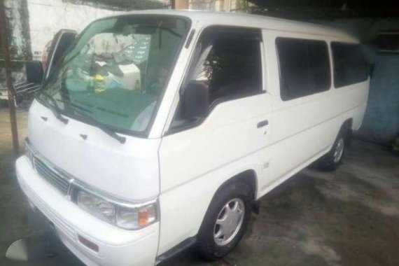 2011 Nissan Urvan shuttle 468k for sale 