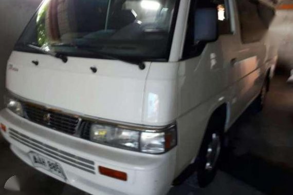 Nissan Urvan 2014 MT White Van For Sale