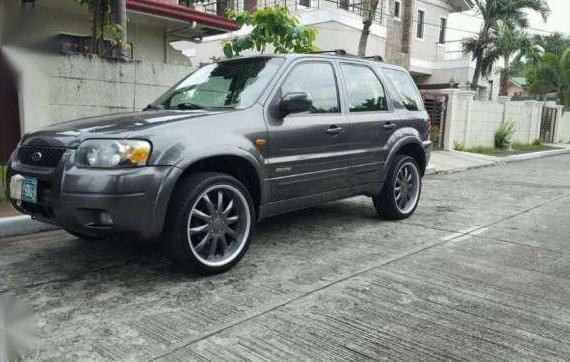 2006 Ford Escape AT Gray 2.3 SUV For Sale