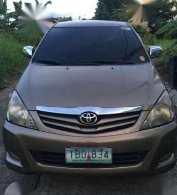 2012 Toyota Innova G AT Gray For Sale