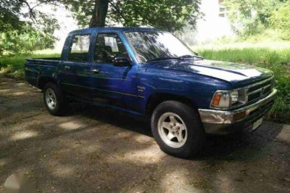 Toyota Hilux 1996 4x2 2.0 MT Blue For Sale