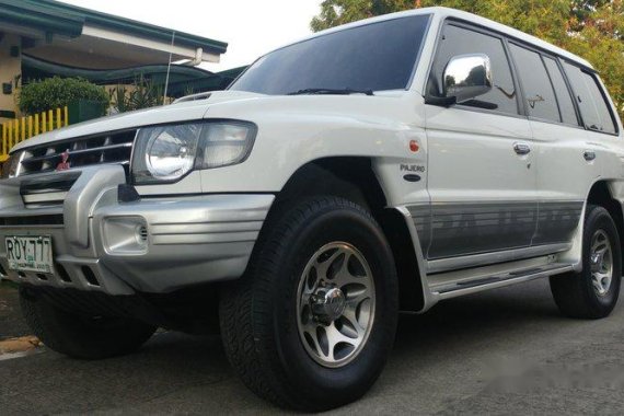 Mitsubishi Pajero 2000 White for sale