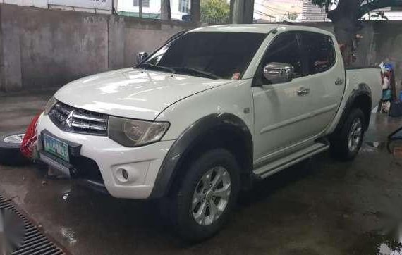 2010 Mitsubishi Strada 32L 4X4