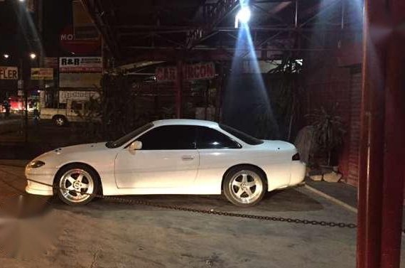 White Nissan Silvia s14 MT for sale