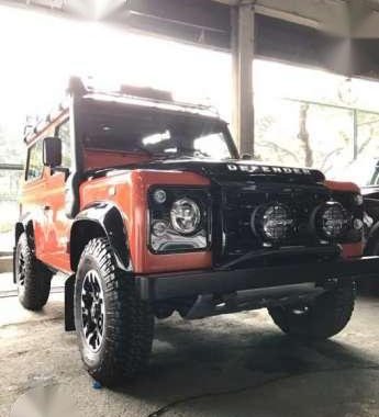 2016 Land Rover Defender 90 3DR