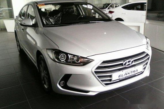 Hyundai Elantra 2017 White for sale