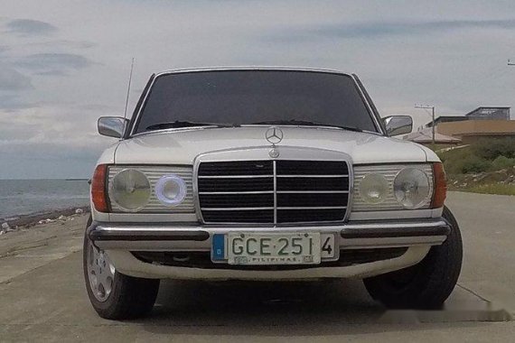 For sale Mercedes-Benz C200 1983