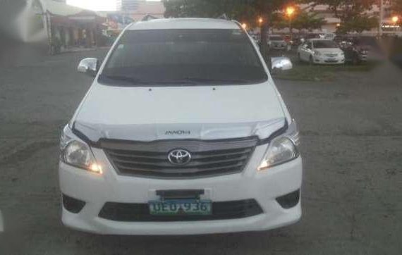 Toyota Innova J 2013 MT White For Sale 