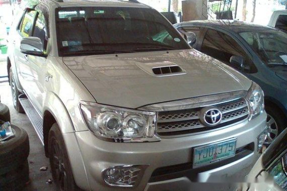 For sale Toyota Fortuner 2011
