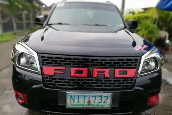 4x2 FORD TREKKER AT alt fortuner montero hilux strada tucson pajero