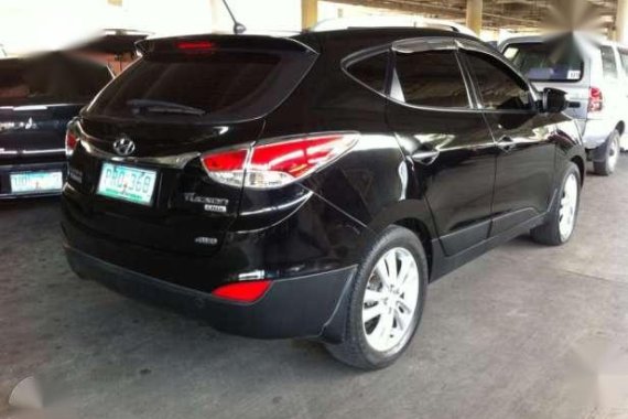 Hyundai Tucson Diesel 4x4 AT Premium Edition with Panoramic Moonroof