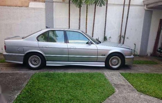 1995 BMW 525i AT Silver Sedan For Sale 