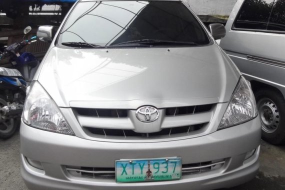 Toyota Innova 2005 Diesel Manual Silver for sale 