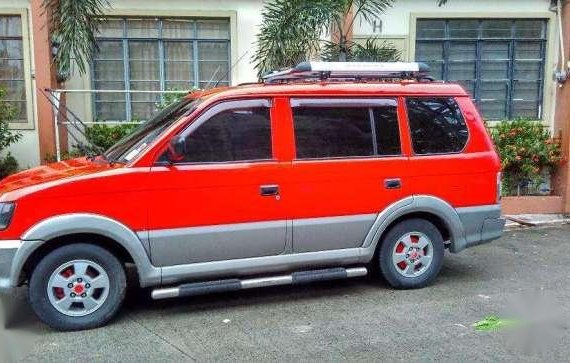 Mitsubishi Adventure 1998
