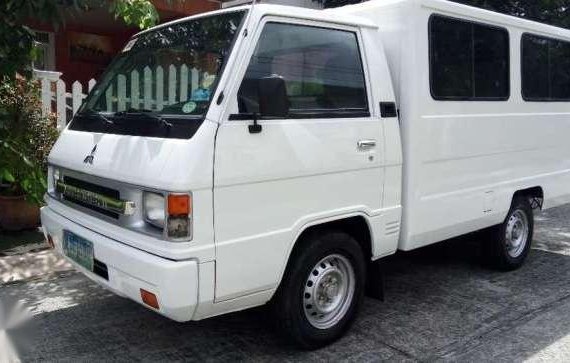Mitsubishi L300 FB Deluxe 2013 Model not 2009 2010 2011 2012 2014