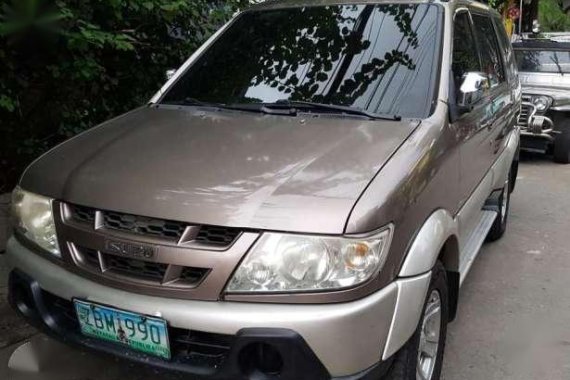 2005 isuzu crosswind Xuv sportivo body