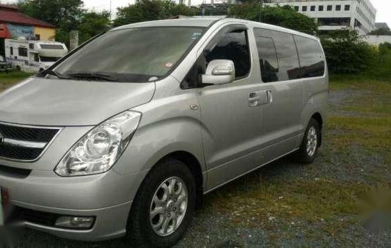 2010 Hyundai Grand Starex CVX 12 seater