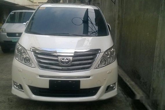 Toyota Alphard 2013 White for sale 