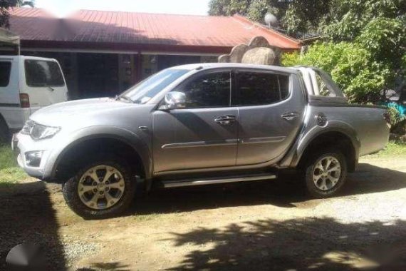 2013 Mitsubishi Strada glsv AT for sale 