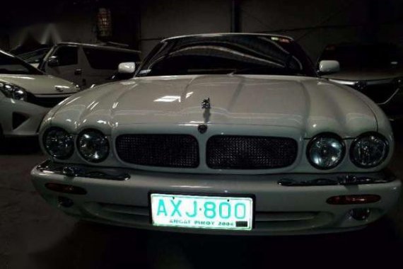 Jaguar XJ8 2001 Automatic Gasoline P3K Cars