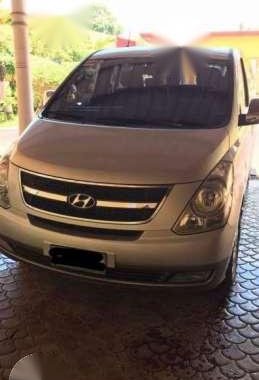 Hyundai Grand Starex Gold 2010 Top of the Line