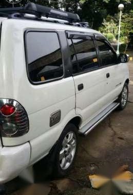 ISUZU crosswind 2002