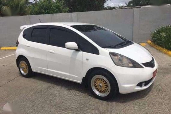 2010 Honda Jazz 13L AT for sale 