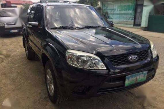 2011 Ford Escape XLS 4x2 AT Black For Sale 