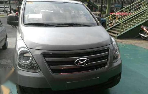 2017 Hyundai Grand STAREX SUPER LOW DOWN for sale 