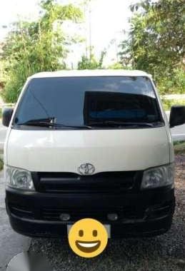 Hiace commuter 2010