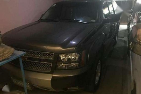 Chevrolet Suburban 2011 AT Gray For Sale 