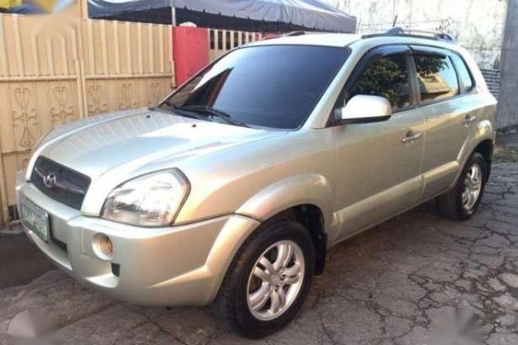 Hyundai Tucson 2008 swap sa avanza or montero