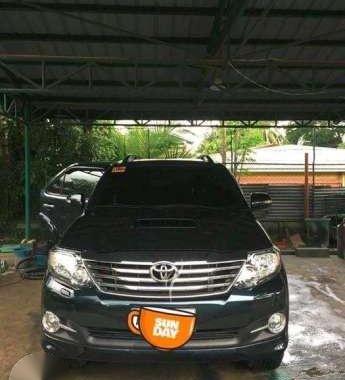 Perfectly Maintained 2015 Toyota Fortuner 4 x 2 2.5L V AT For Sale