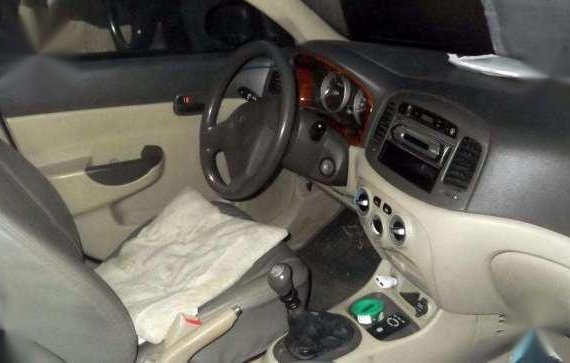Hyundai Accent 2006 well kept for sale 