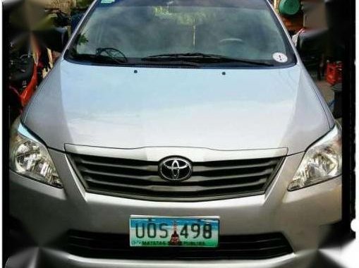 Toyota Innova E 2012