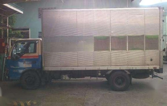 Isuzu Aluminum Van for sale