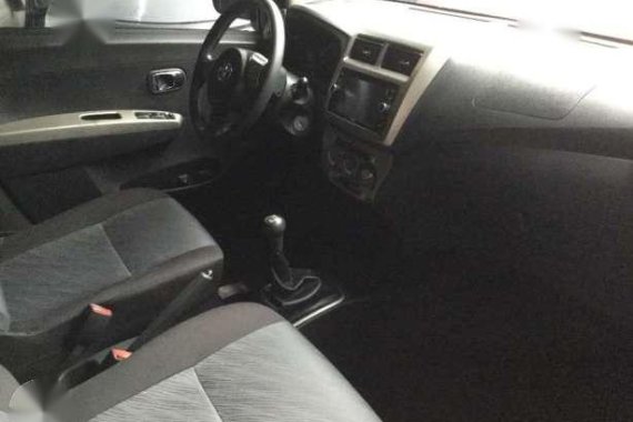 2016 Toyota Wigo 1.0 G MT Black For Sale 