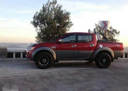 Mitsubishi strada 4x4 2007 model