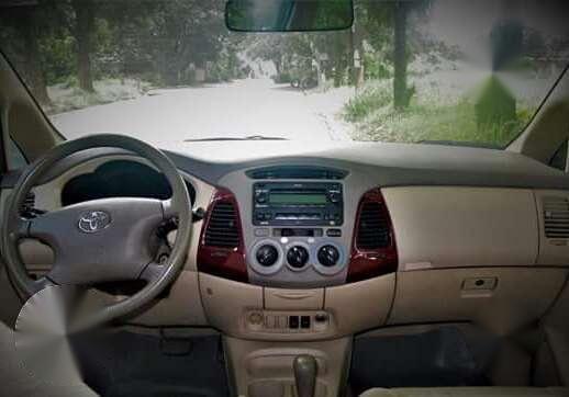 Toyota innova g automatic 2005 for sale