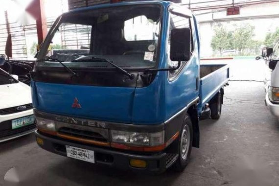 Elf Truck Isuzu Canter Japan