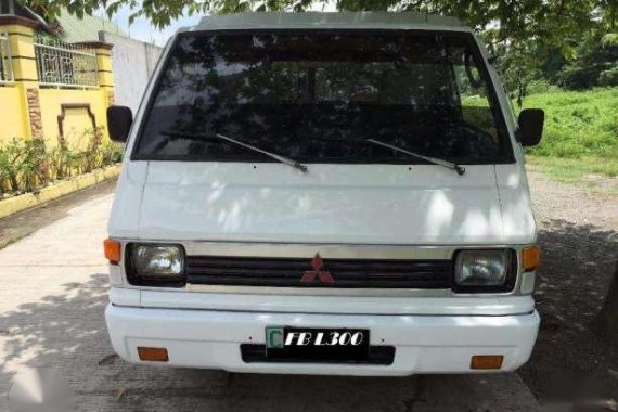 Mitsubishi FB L300 1997 MT White For Sale 