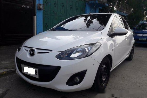 Mazda 2 2014 WHITE FOR SALE