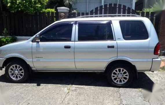 First Owned 2010 Isuzu Crosswind XTi For Sale