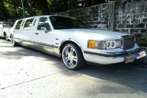 Lincoln Town Car 2010 FOR SALE