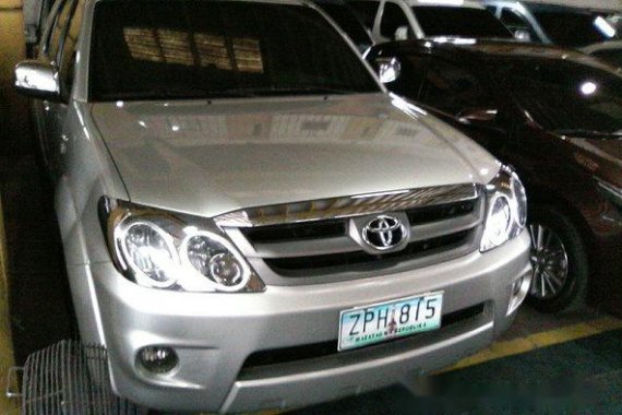 FOR SALE GOOD Toyota Fortuner 2008
