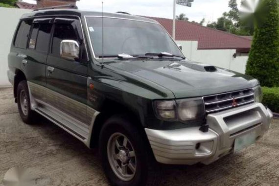 First Owned 2004 Mitsubishi Pajero 4x2 AT For Sale