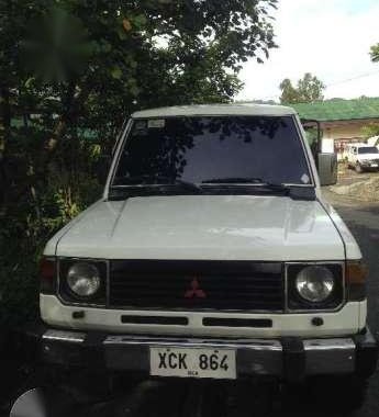 Mitsubishi 1st Gen Pajero 4x4 White For Sale 