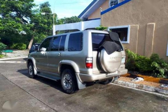 Isuzu Trooper 2003 Skyroof AT Beige For Sale 