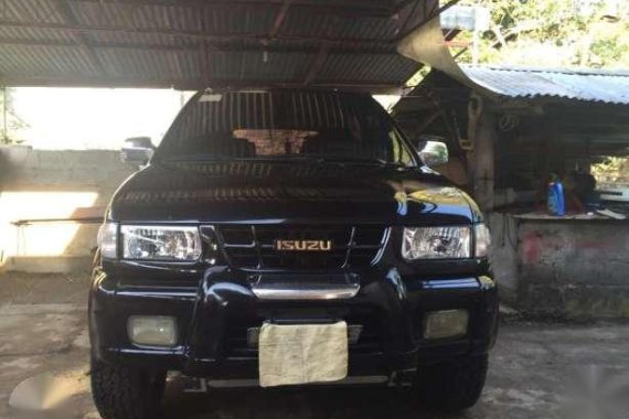 Isuzu crosswind XUVi