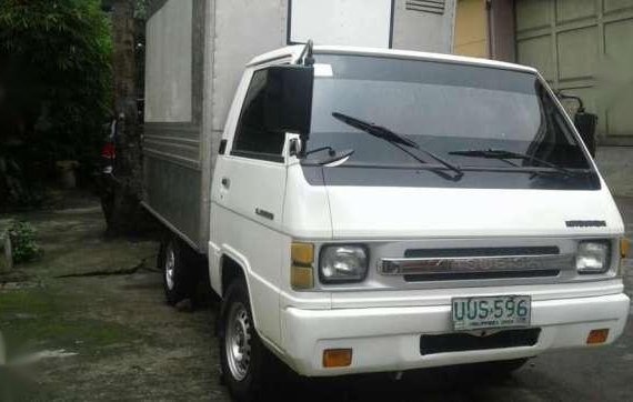 Mitsubishi L300 aluminum van